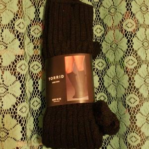 Cable Knit BKnee High Socks W/ Pom-Poms